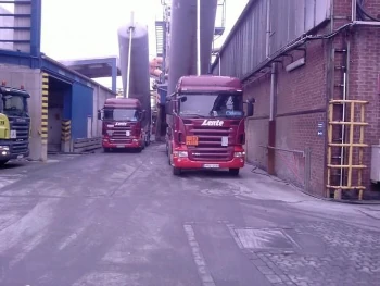 Kippsilo entladung in Duisburg